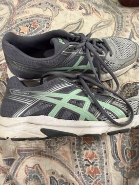 Asics Gray and Mint Green Women's Running Shoes 7.5